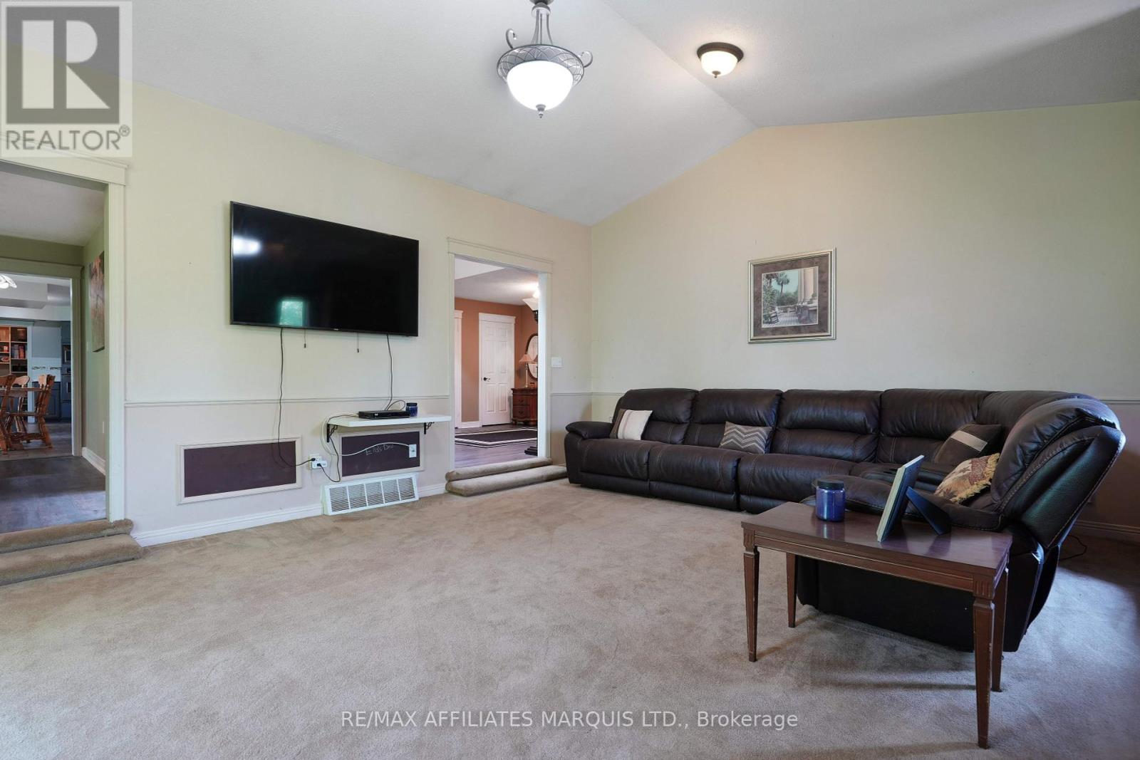 Photo 46 of 18467 Andre Street, South Glengarry ON