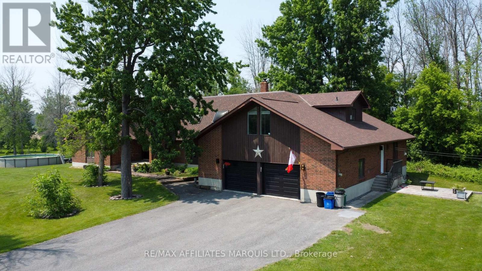 Photo 8 of 18467 Andre Street, South Glengarry ON