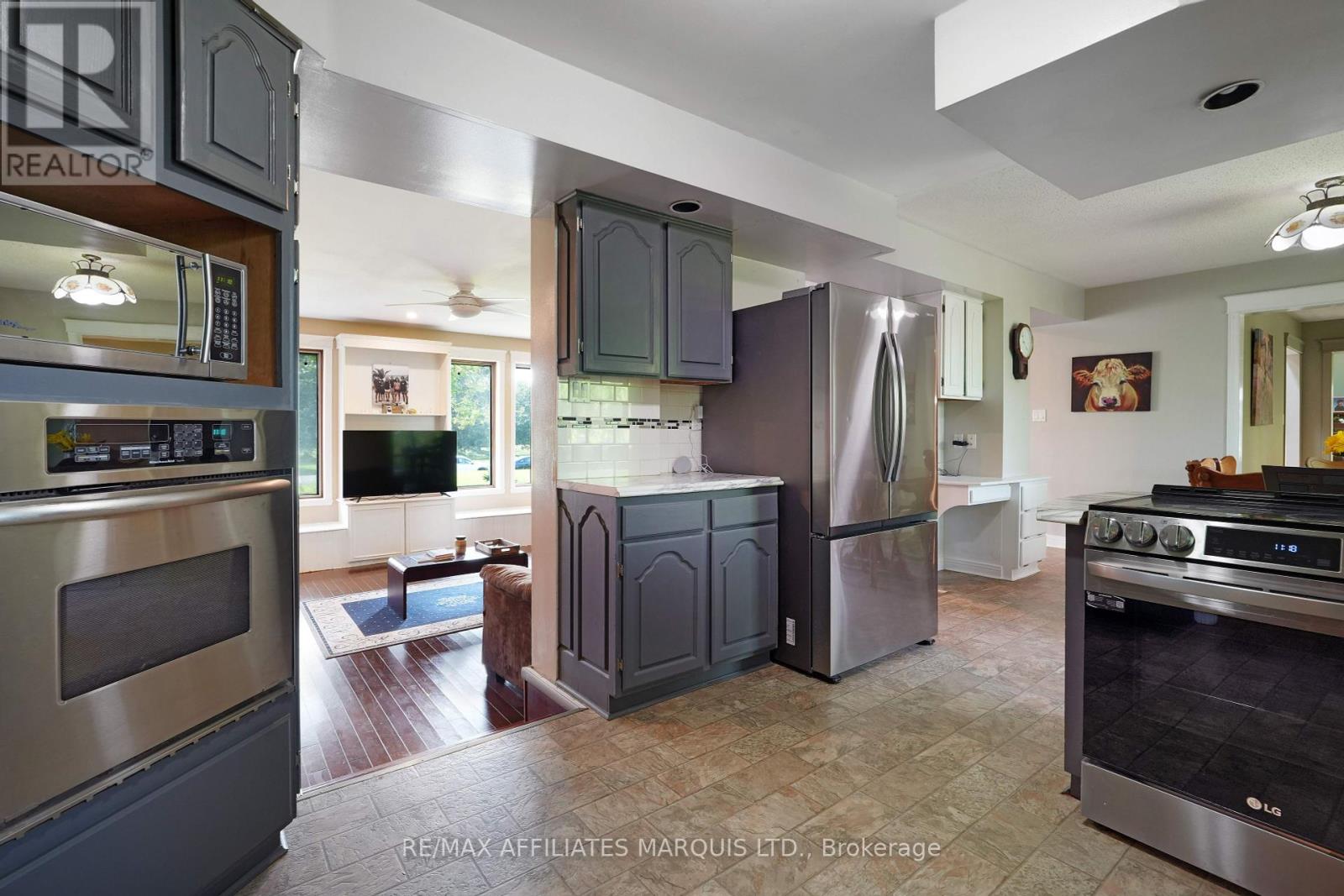 Photo 40 of 18467 Andre Street, South Glengarry ON