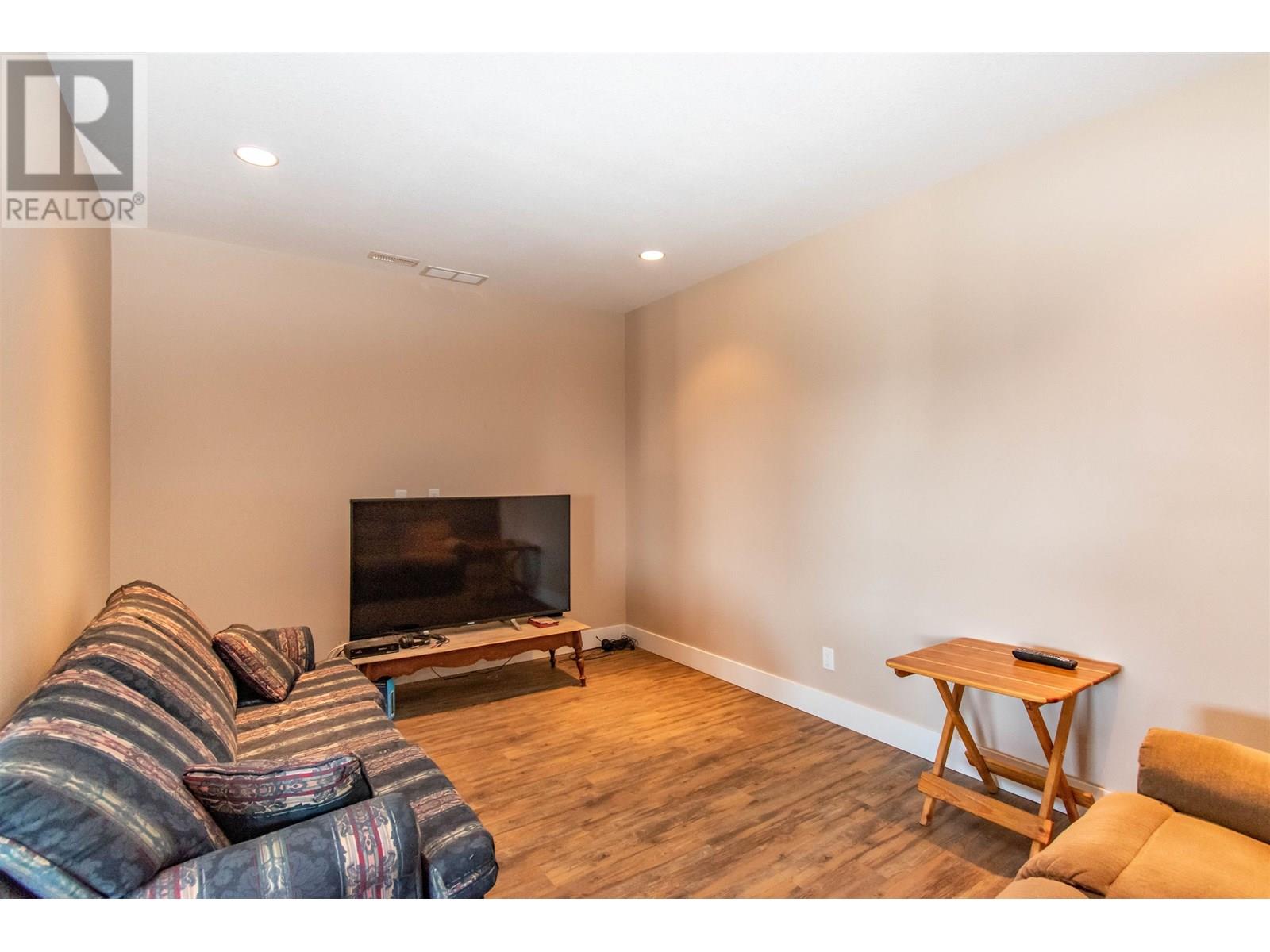 6536 BOUNDARY ROAD, Telkwa