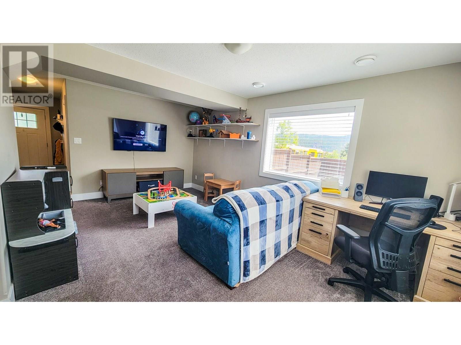 4208 16th Avenue, Castlegar