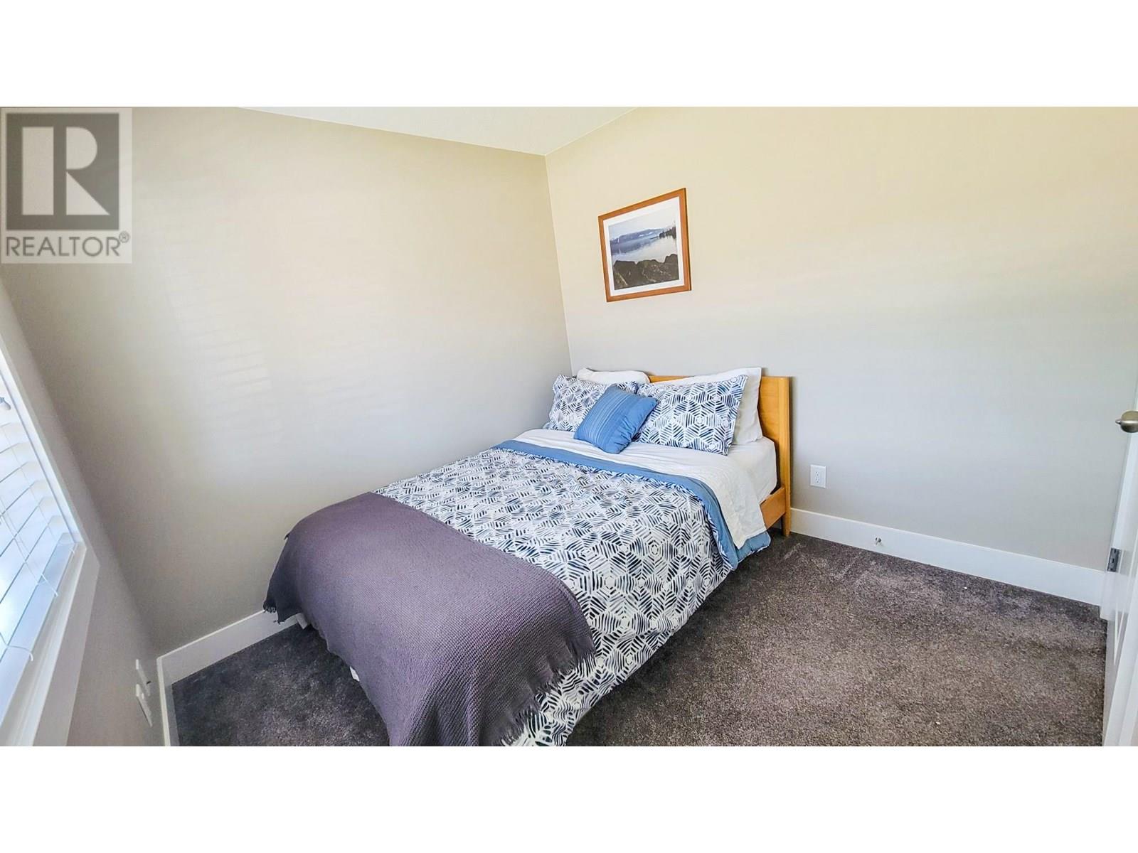 4208 16th Avenue, Castlegar