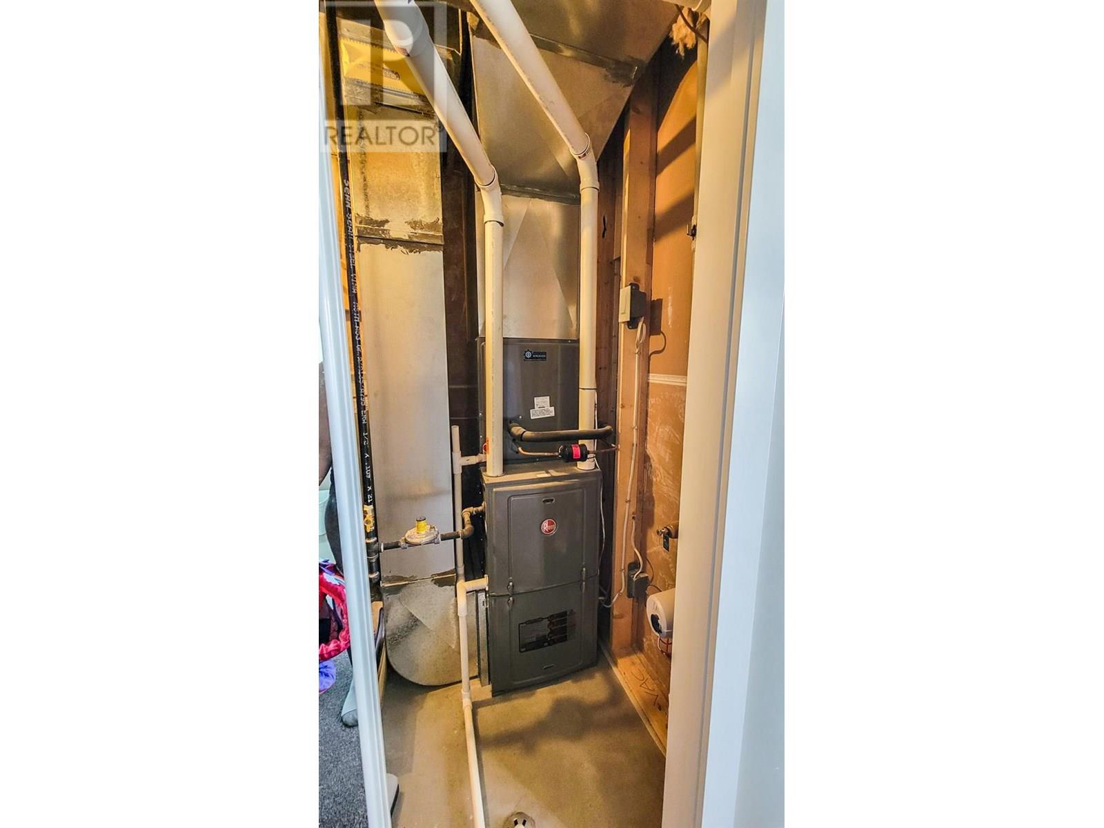 4208 16th Avenue, Castlegar