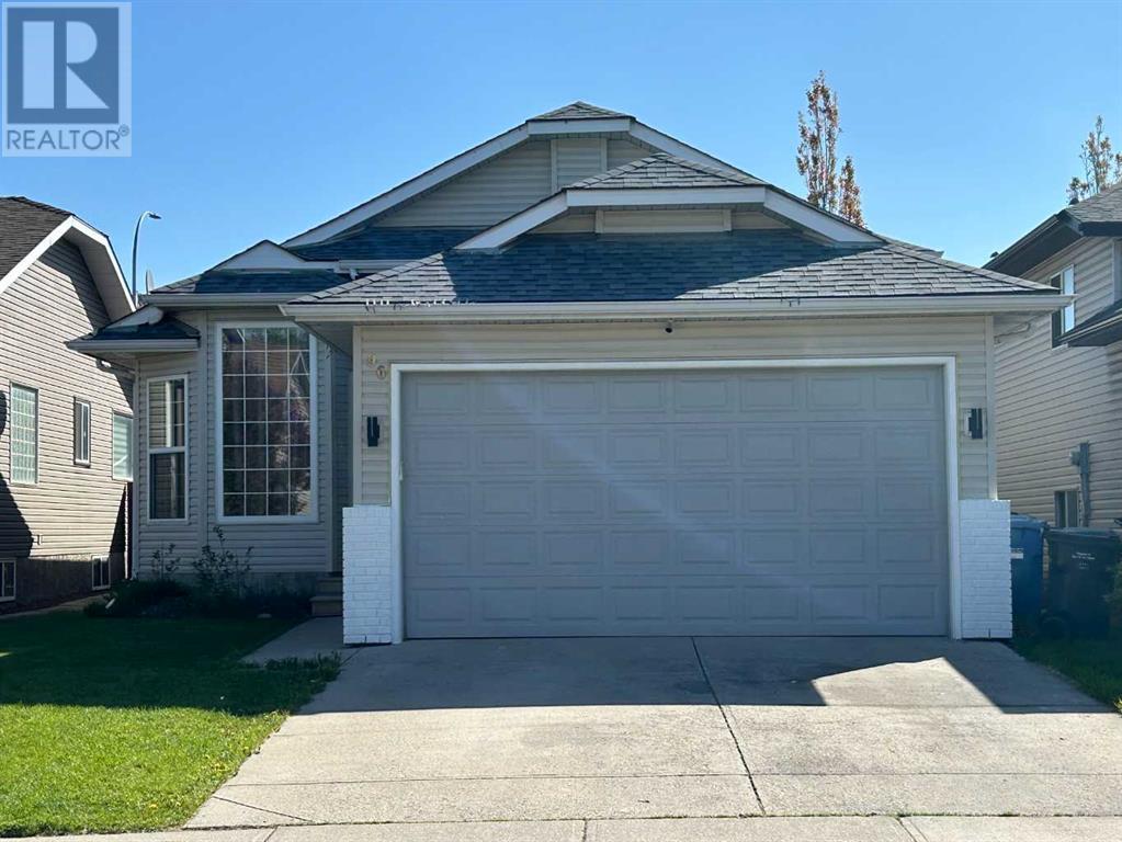 96 Douglas Ridge Close SE, Calgary, Alberta