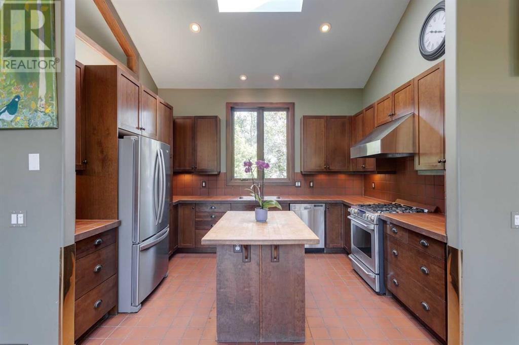 Single Family House Bungalow for Sale in  Madison Avenue SW Britannia Calgary 