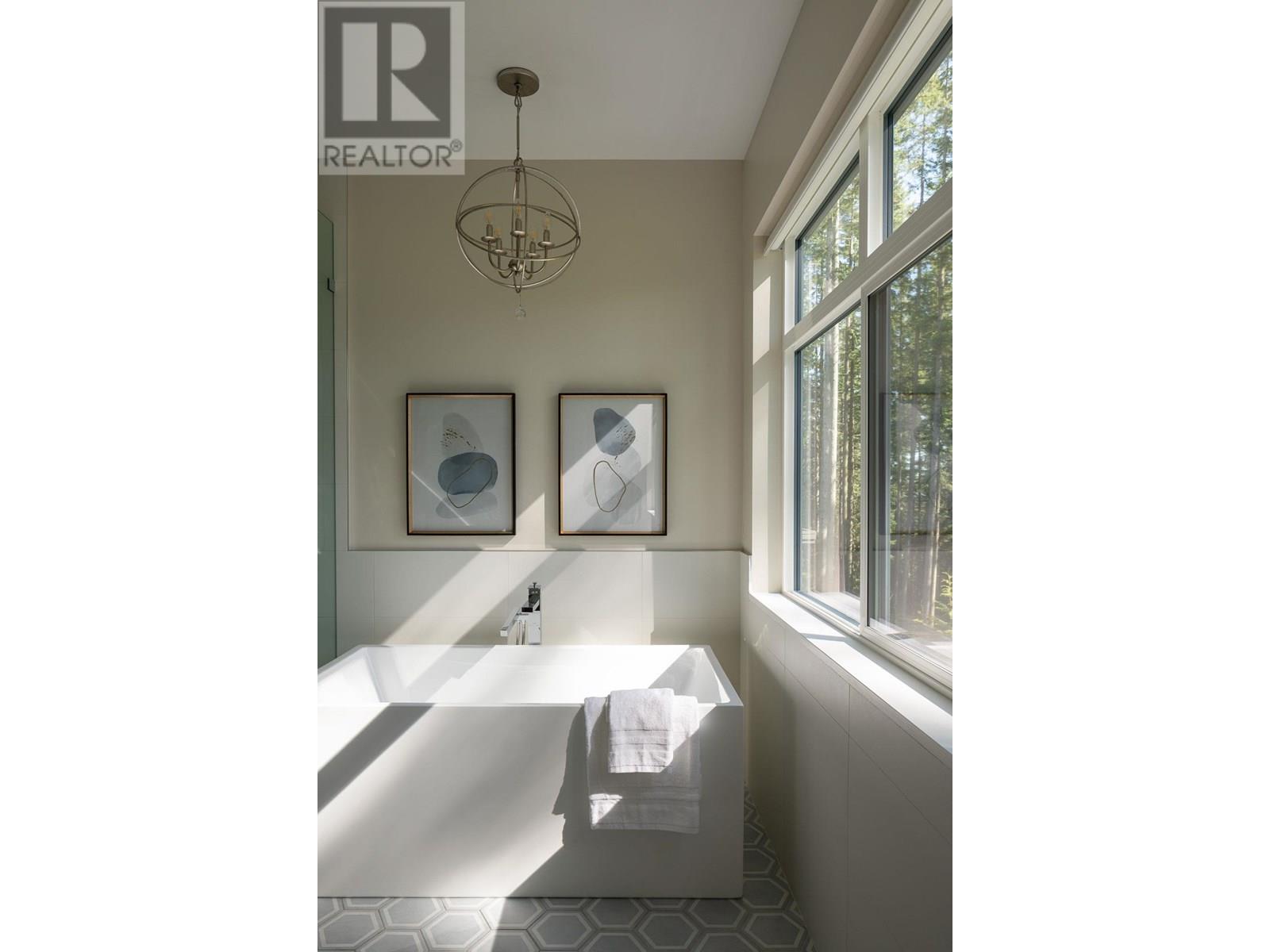 1510 CRYSTAL CREEK DRIVE, Anmore real estate listing R3014272