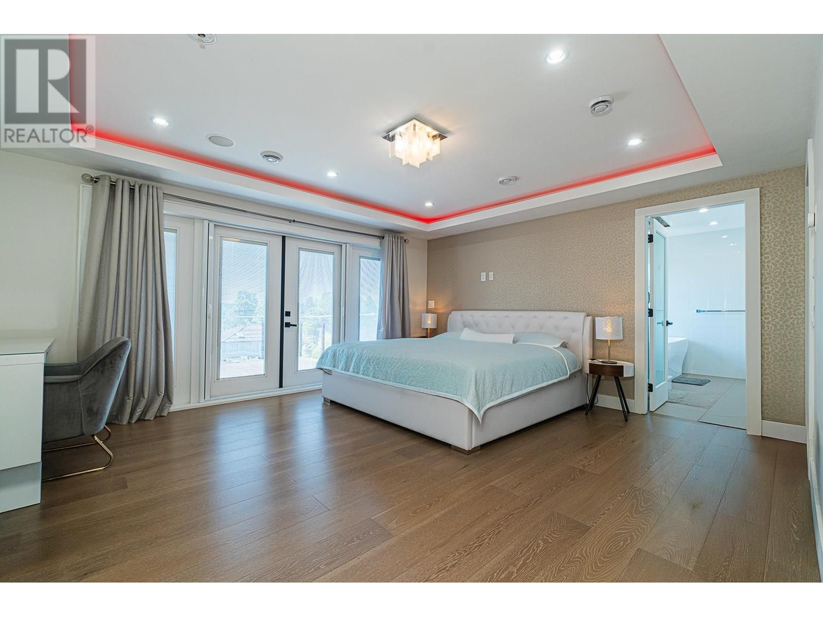 Photo 21 of 6616 Parkdale Drive, Burnaby BC