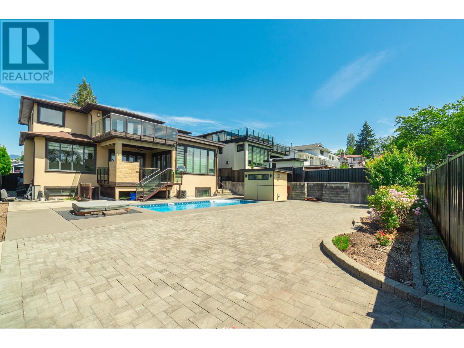 Photo 32 of 6616 Parkdale Drive, Burnaby BC