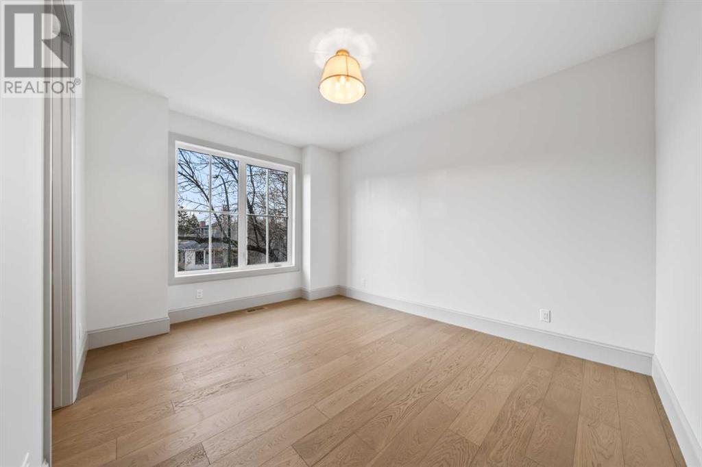 Single Family House for Sale in   Avenue SW Rideau Park Calgary 