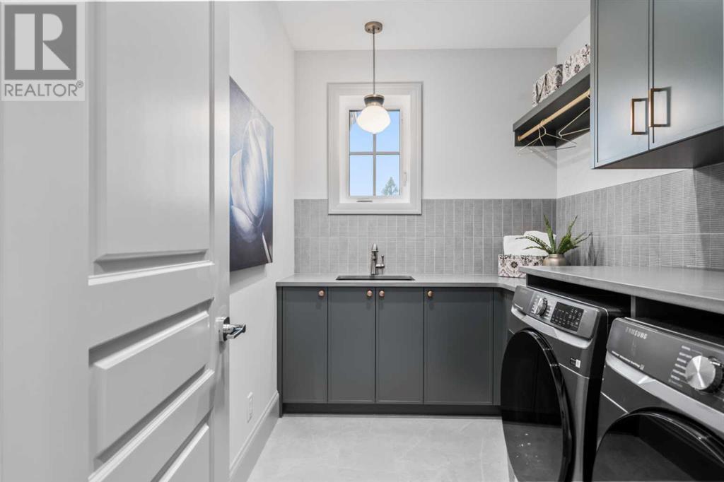 Single Family House for Sale in   Avenue SW Rideau Park Calgary 