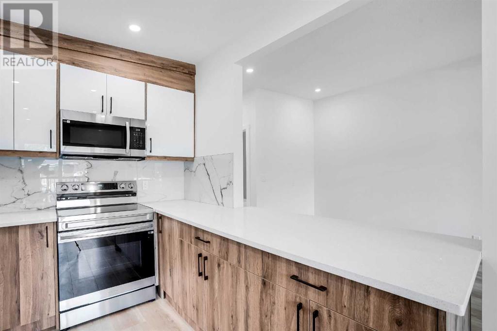 Single Family House Bi-level for Sale in  A Street SE Ogden Calgary 