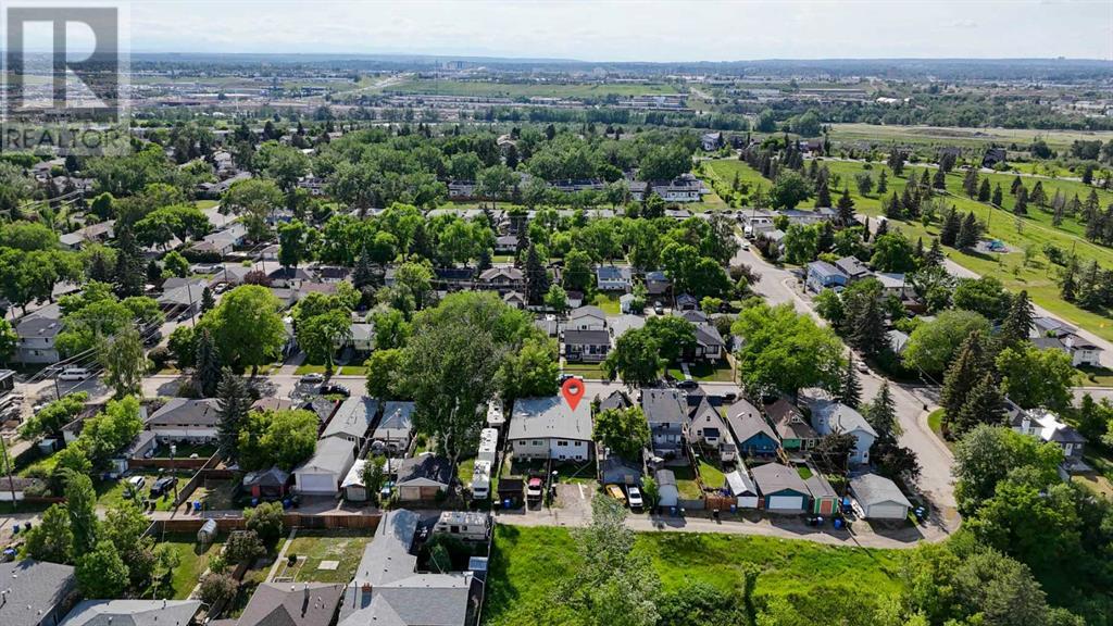 Single Family House Bi-level for Sale in  A Street SE Ogden Calgary 