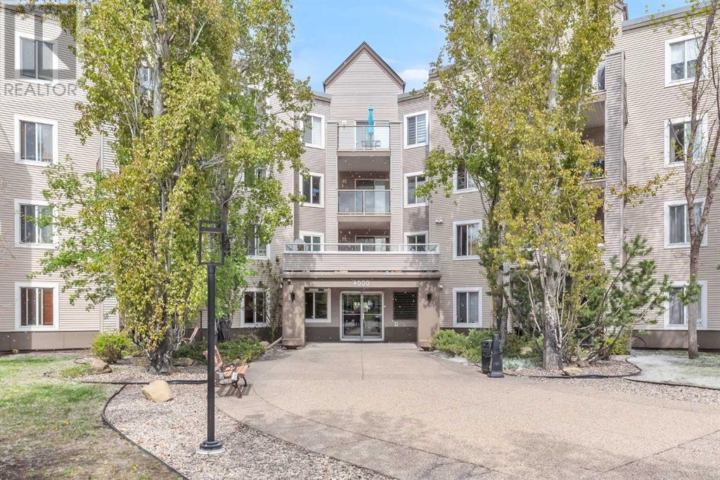 417, 4000 Somervale Court SW, Calgary, Alberta