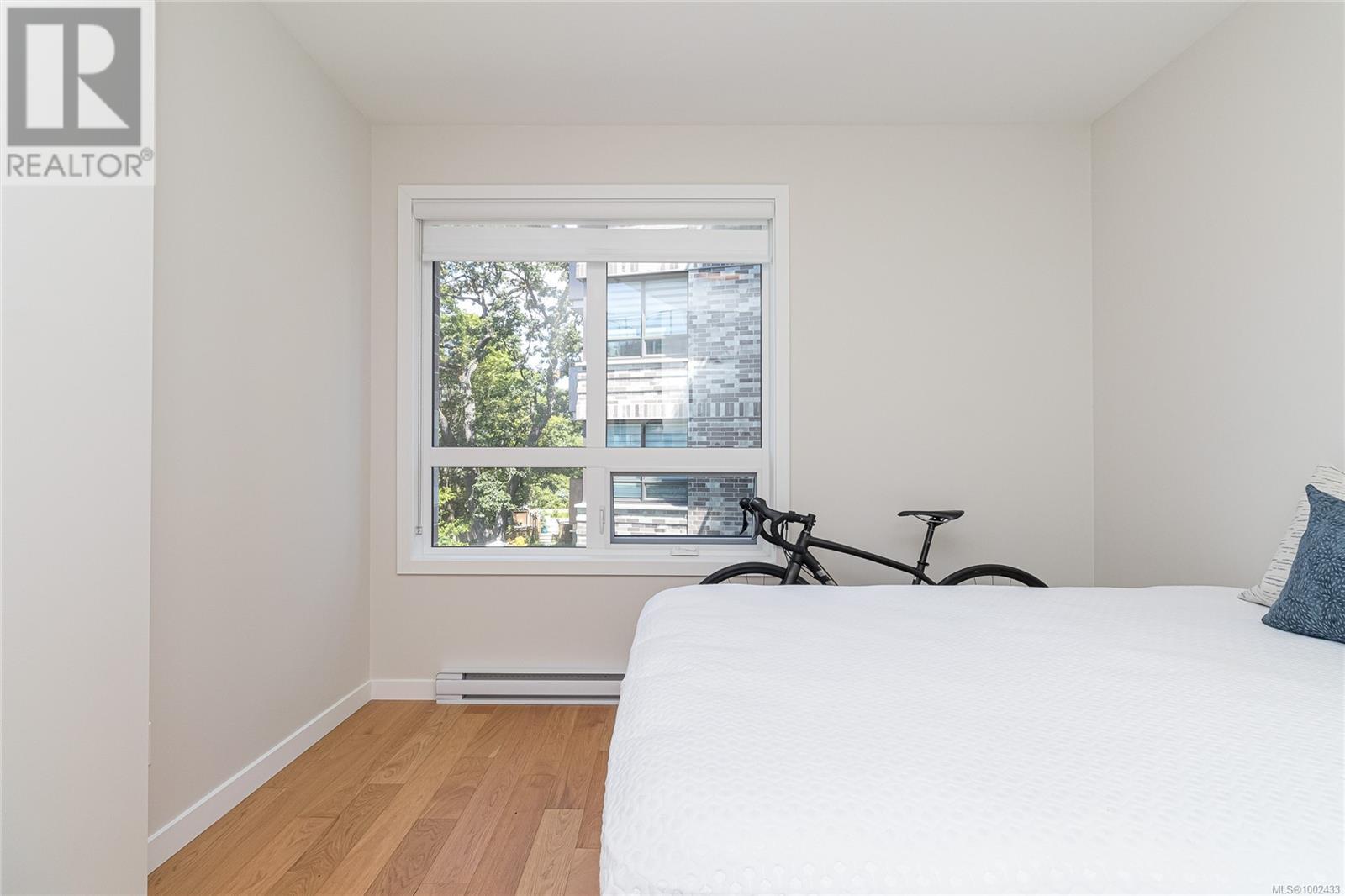 Single Family House for Sale in   Pentrelew Pl Bellewood Park Victoria 