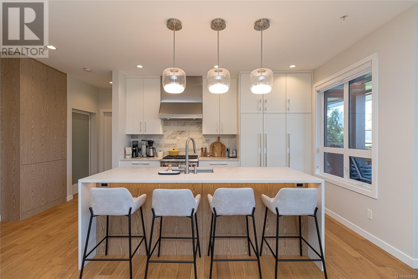 Single Family House for Sale in   Pentrelew Pl Bellewood Park Victoria 