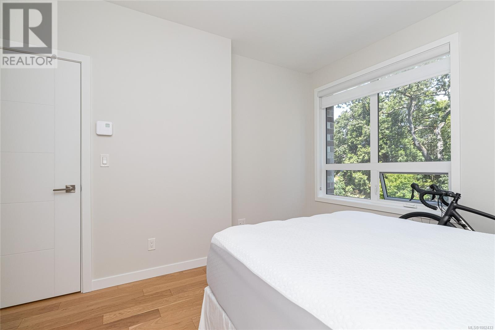Single Family House for Sale in   Pentrelew Pl Bellewood Park Victoria 