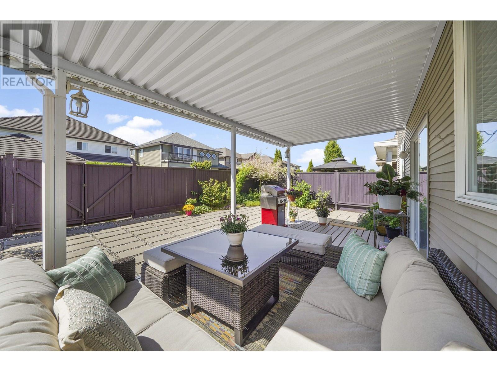 Photo 17 of 1220 Yangtze Place, Port Coquitlam BC
