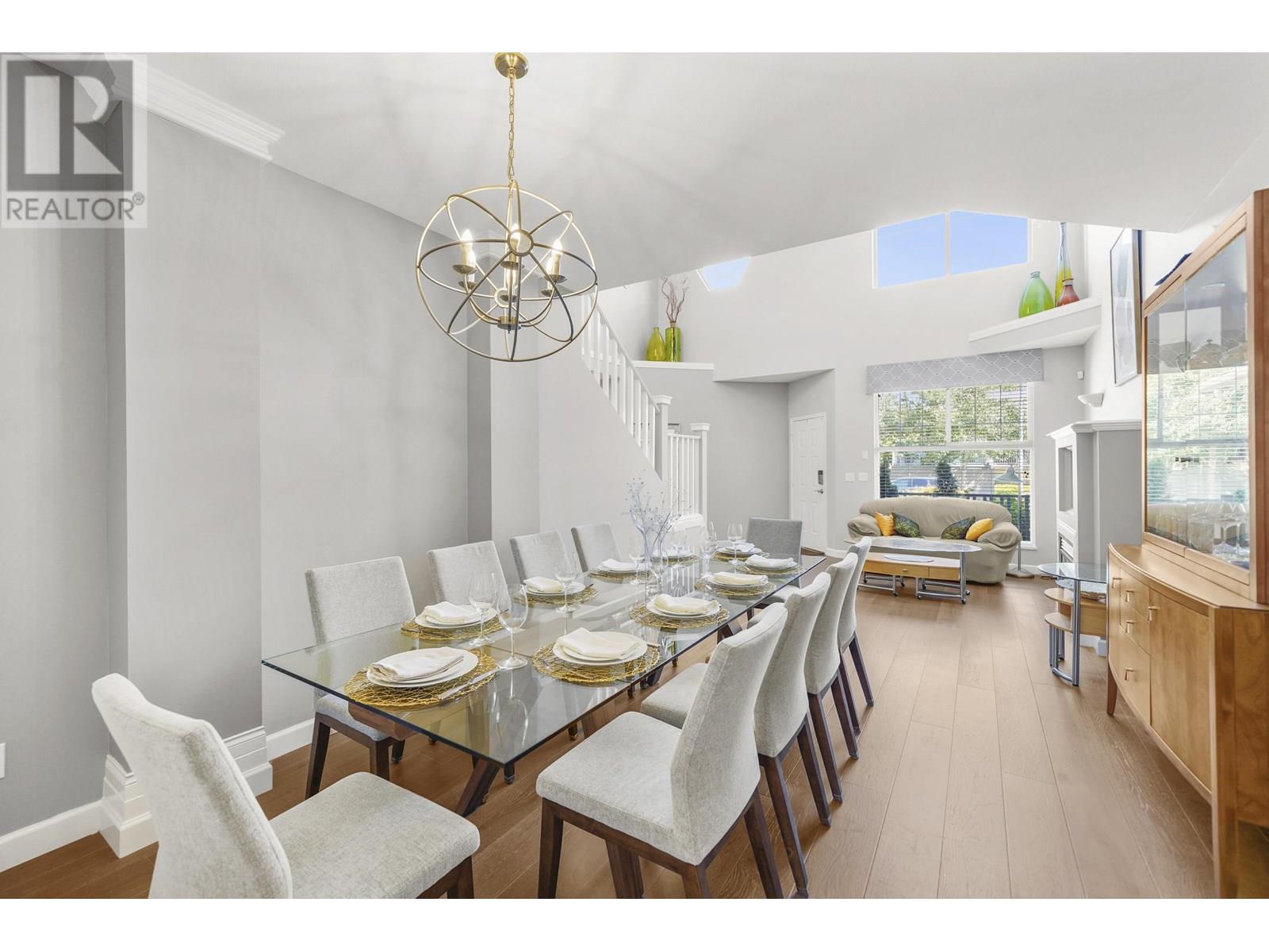 Photo 6 of 1220 Yangtze Place, Port Coquitlam BC