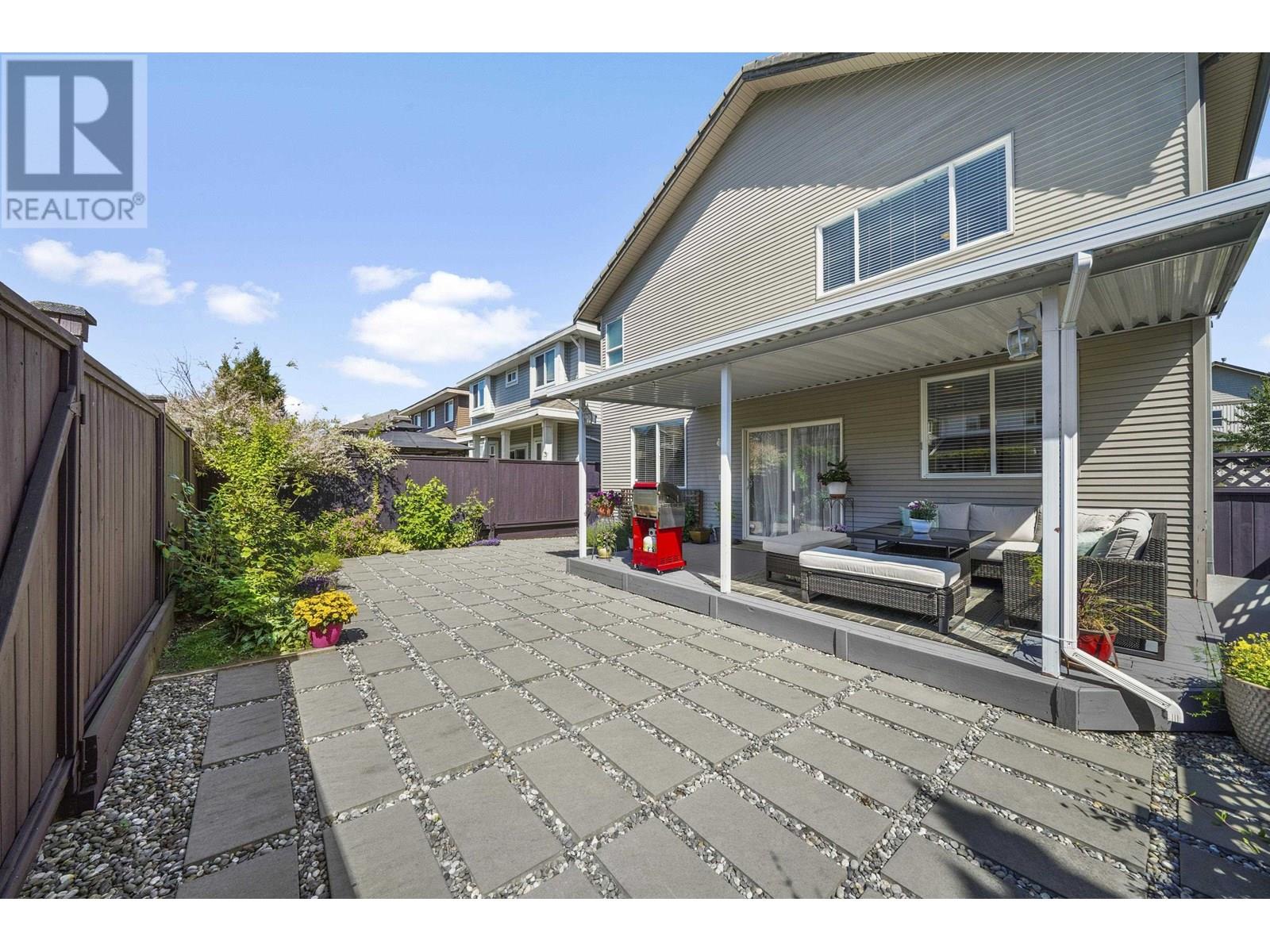 Photo 19 of 1220 Yangtze Place, Port Coquitlam BC