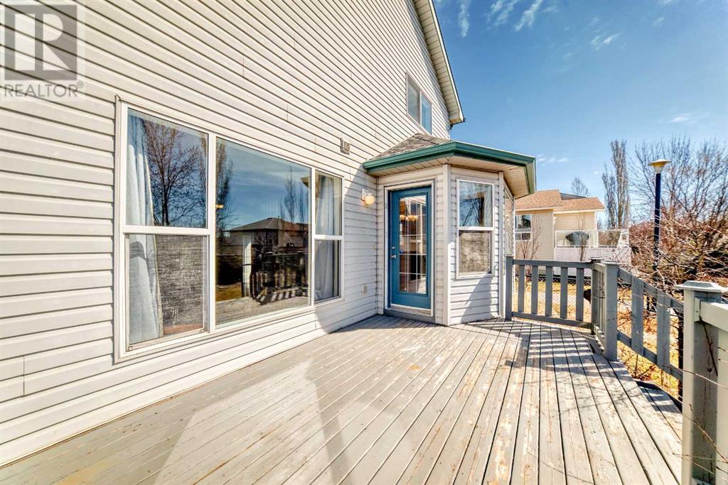 Single Family House for Sale in  Millview Square SW Millrise Calgary 