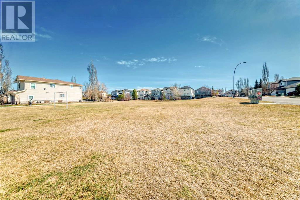 Single Family House for Sale in  Millview Square SW Millrise Calgary 