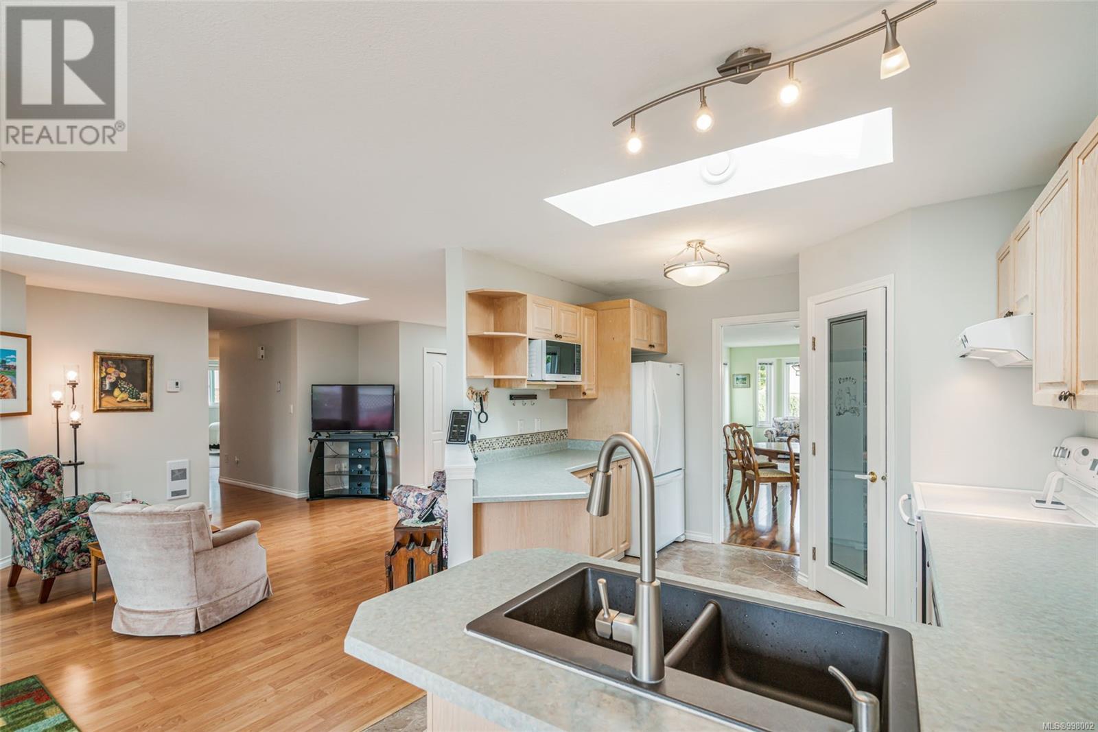 800 Mulholland Dr, Parksville real estate listing 998002