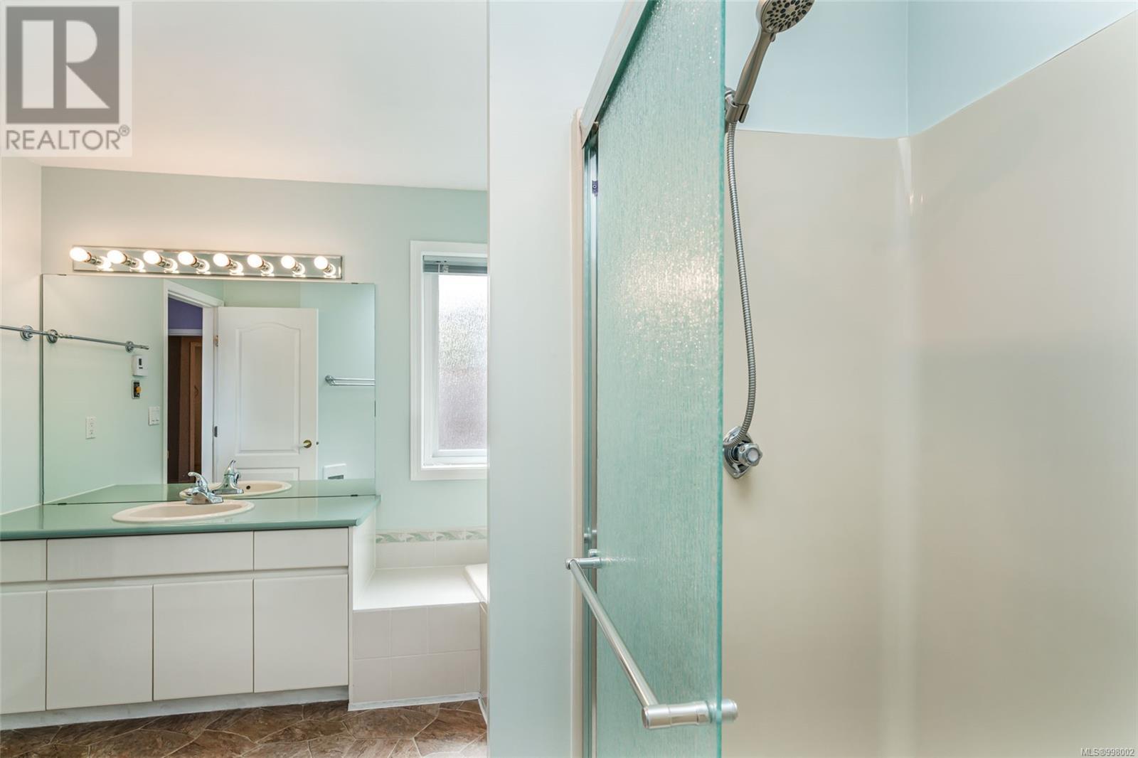 800 Mulholland Dr, Parksville real estate listing 998002