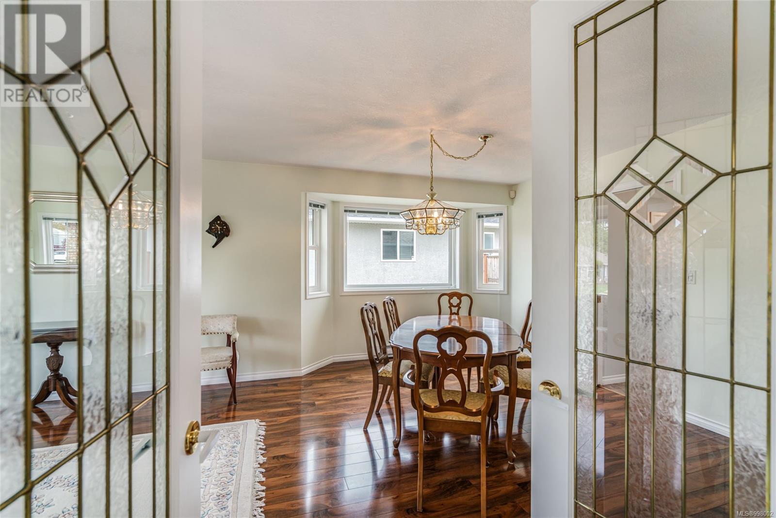 800 Mulholland Dr, Parksville real estate listing 998002