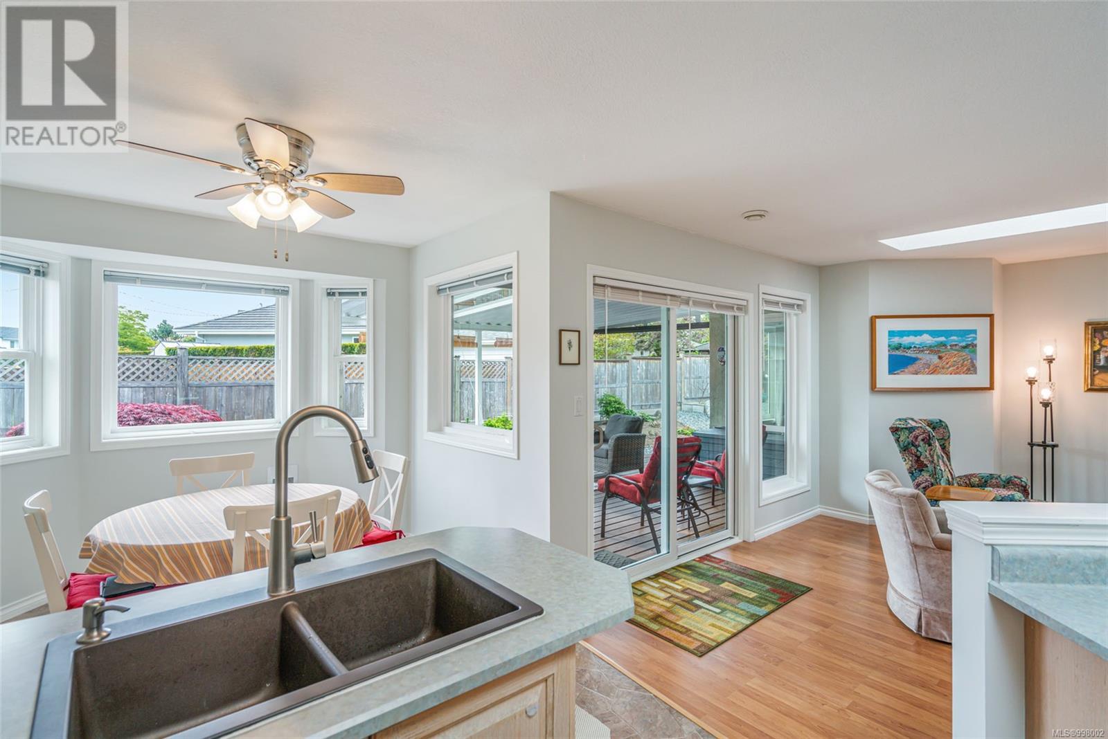 800 Mulholland Dr, Parksville real estate listing 998002