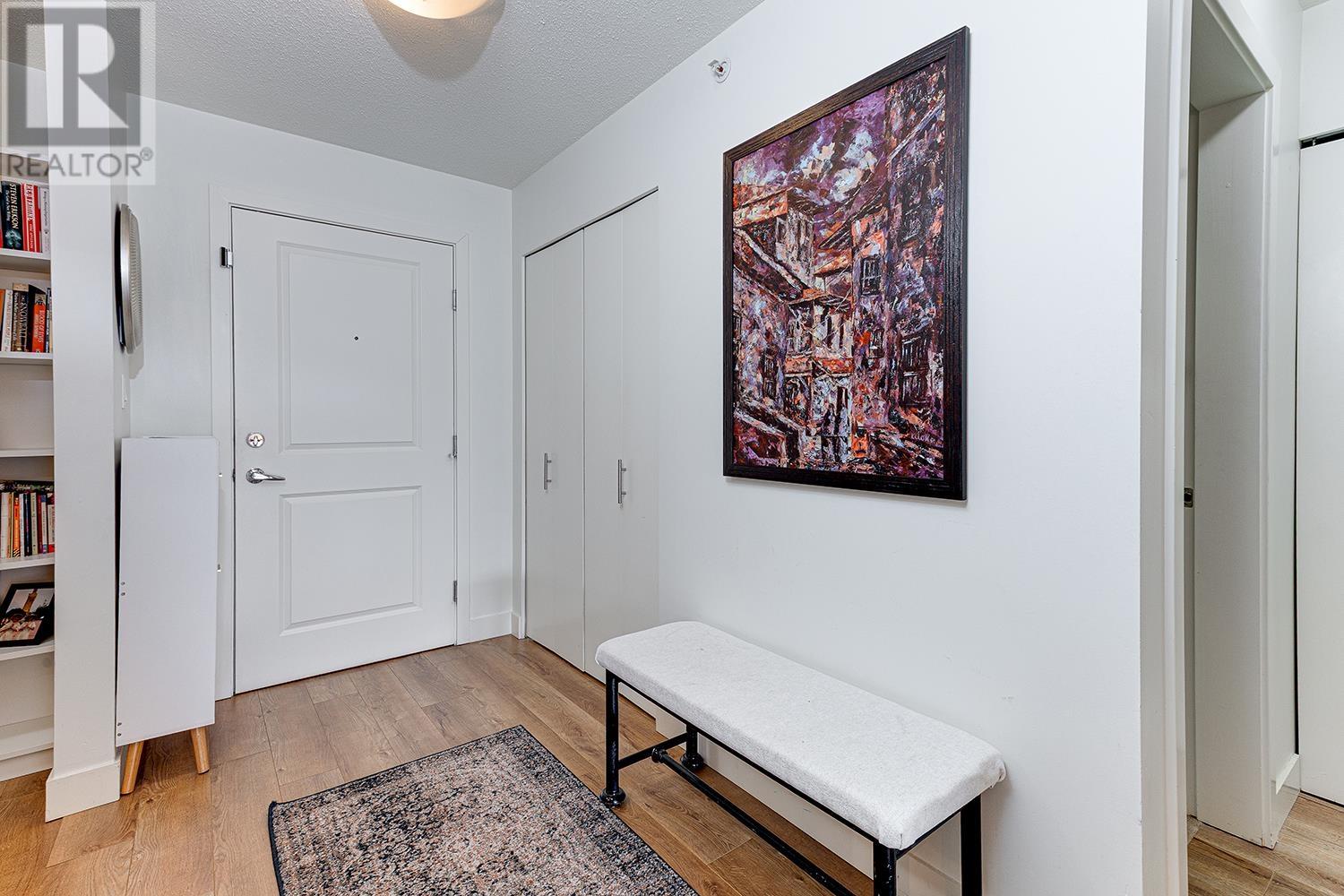 405 19673 MEADOW GARDENS WAY, Pitt Meadows real estate listing R3012556