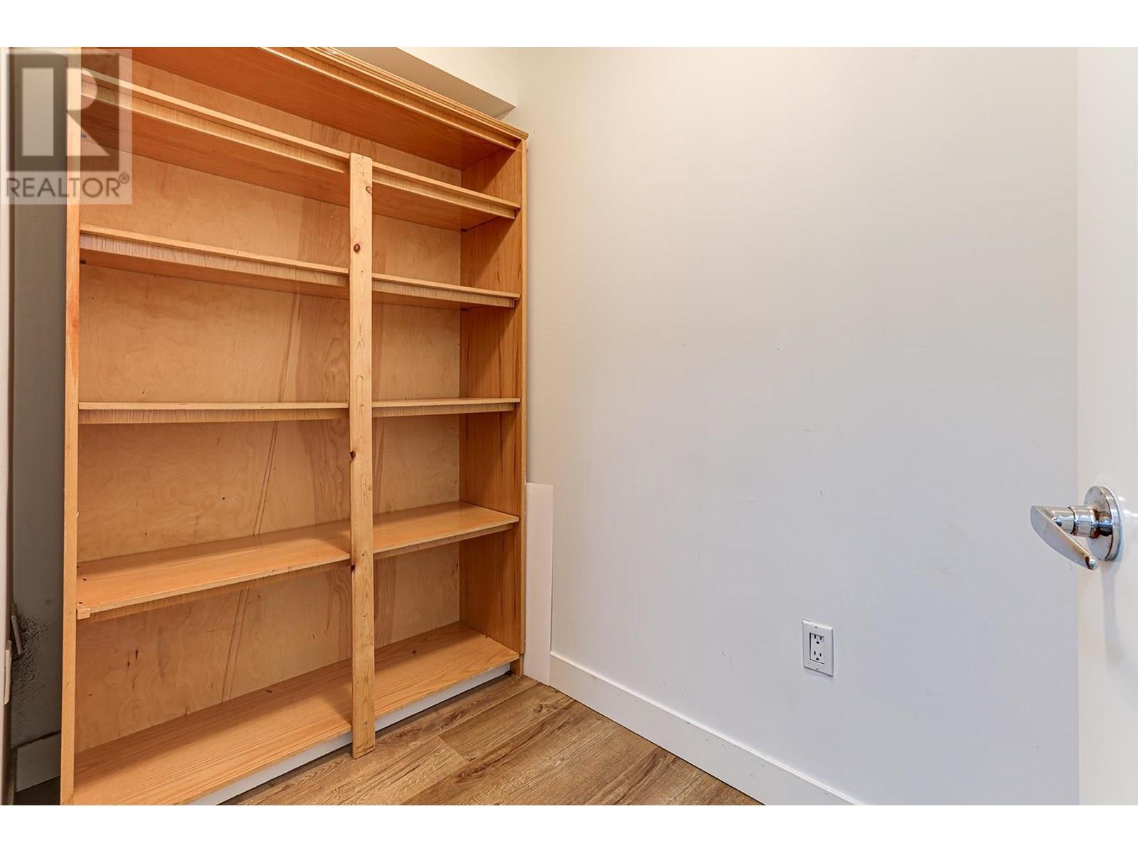 405 19673 MEADOW GARDENS WAY, Pitt Meadows real estate listing R3012556