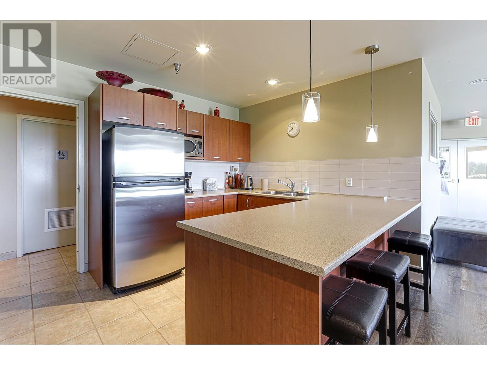 405 19673 MEADOW GARDENS WAY, Pitt Meadows real estate listing R3012556