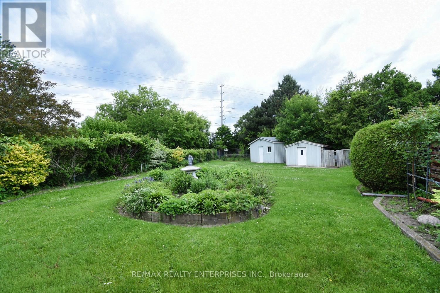 Photo 43 of 3659 Holden Crescent, Mississauga ON