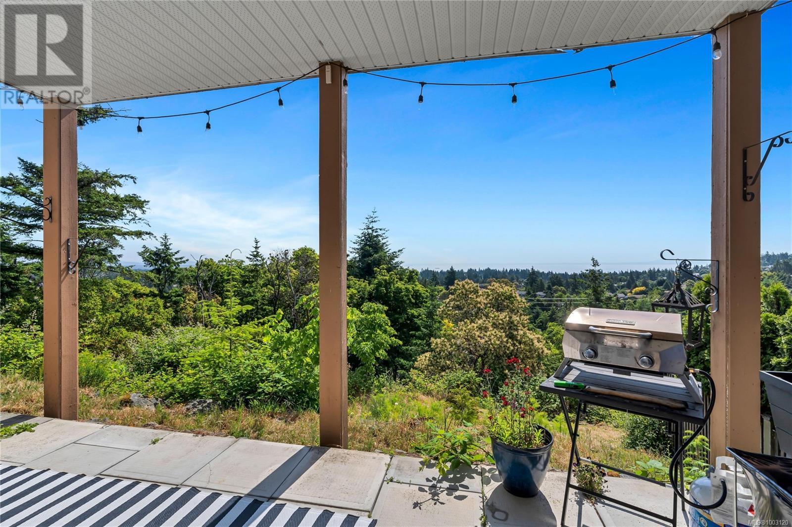 Photo 27 of 3352 Ravenwood Rd, Colwood BC