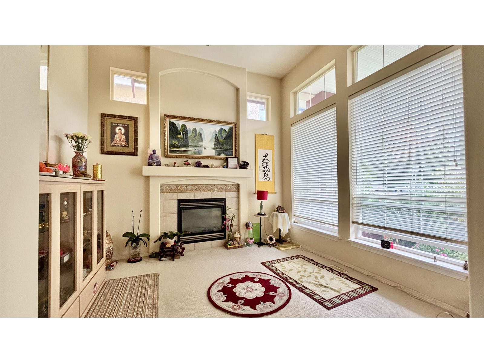 Photo 2 of 15345 36 Avenue, Surrey BC