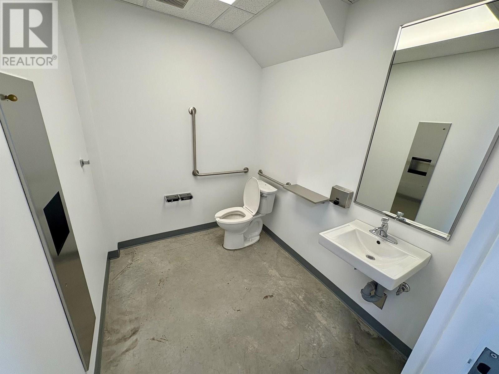 Photo 3 of 1 2660 Barnet Highway, Coquitlam BC