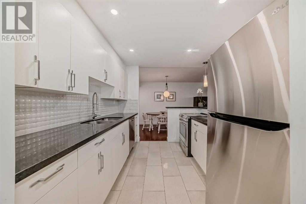 Single Family House for Sale in B   Avenue SW Mission Calgary 
