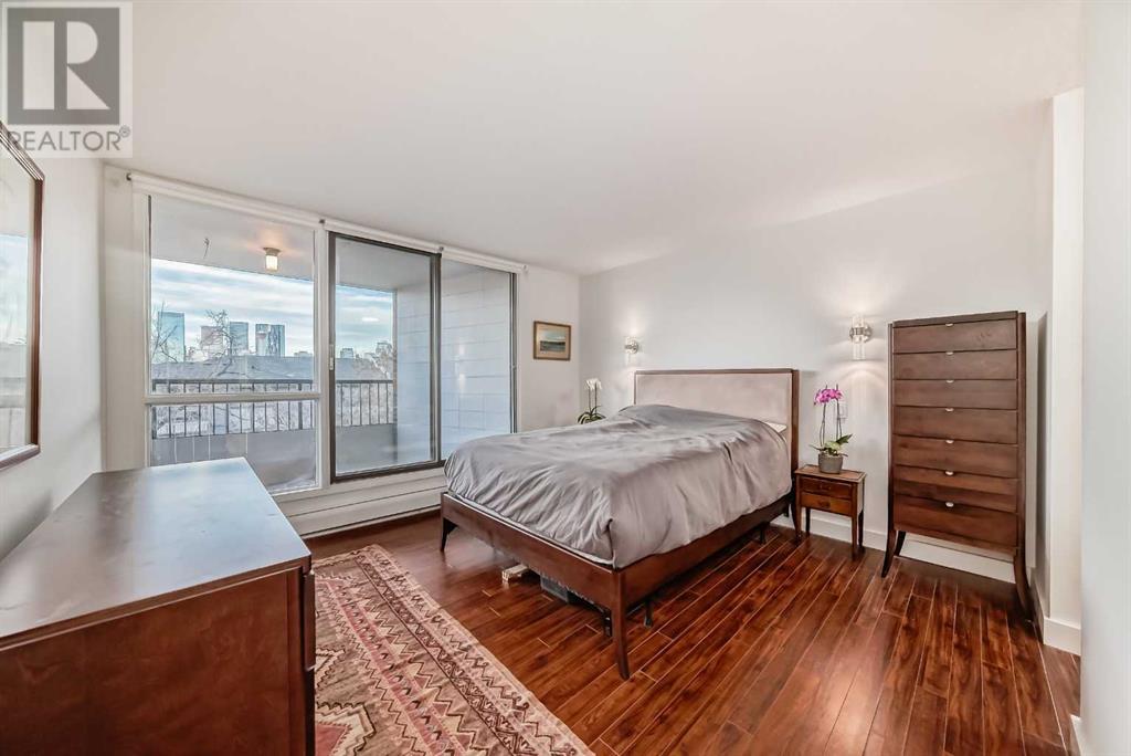 Single Family House for Sale in B   Avenue SW Mission Calgary 