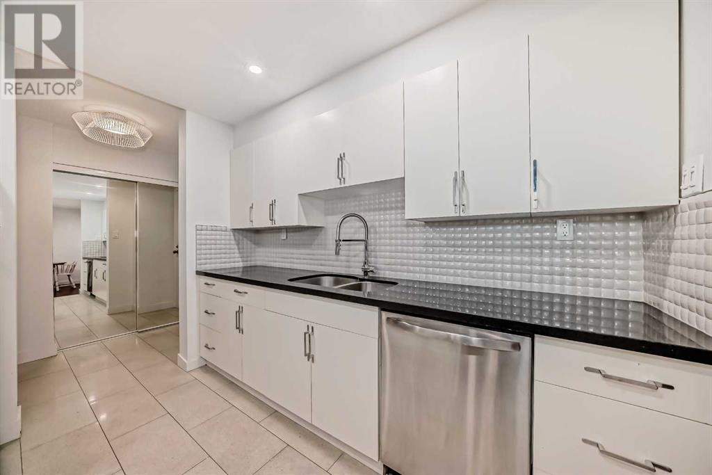 Single Family House for Sale in B   Avenue SW Mission Calgary 