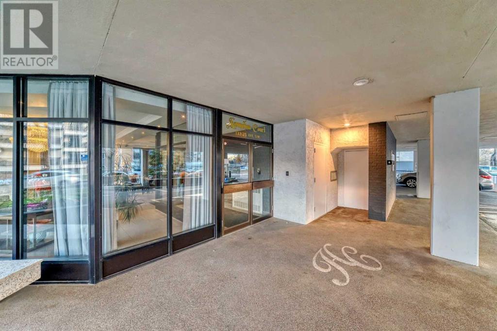 Single Family House for Sale in B   Avenue SW Mission Calgary 