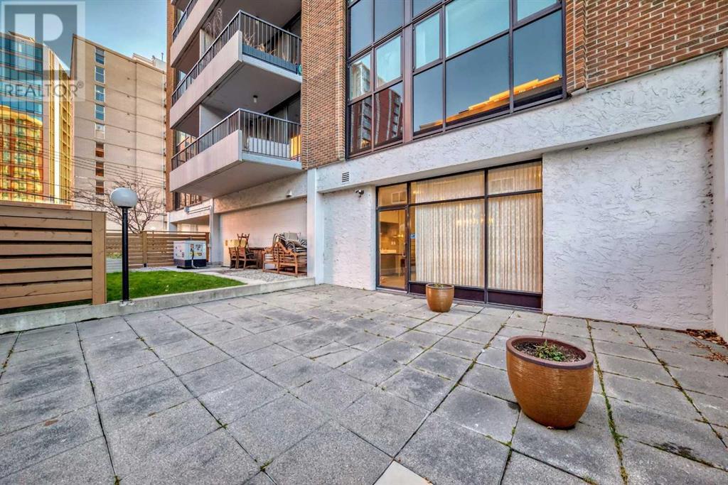 Single Family House for Sale in B   Avenue SW Mission Calgary 