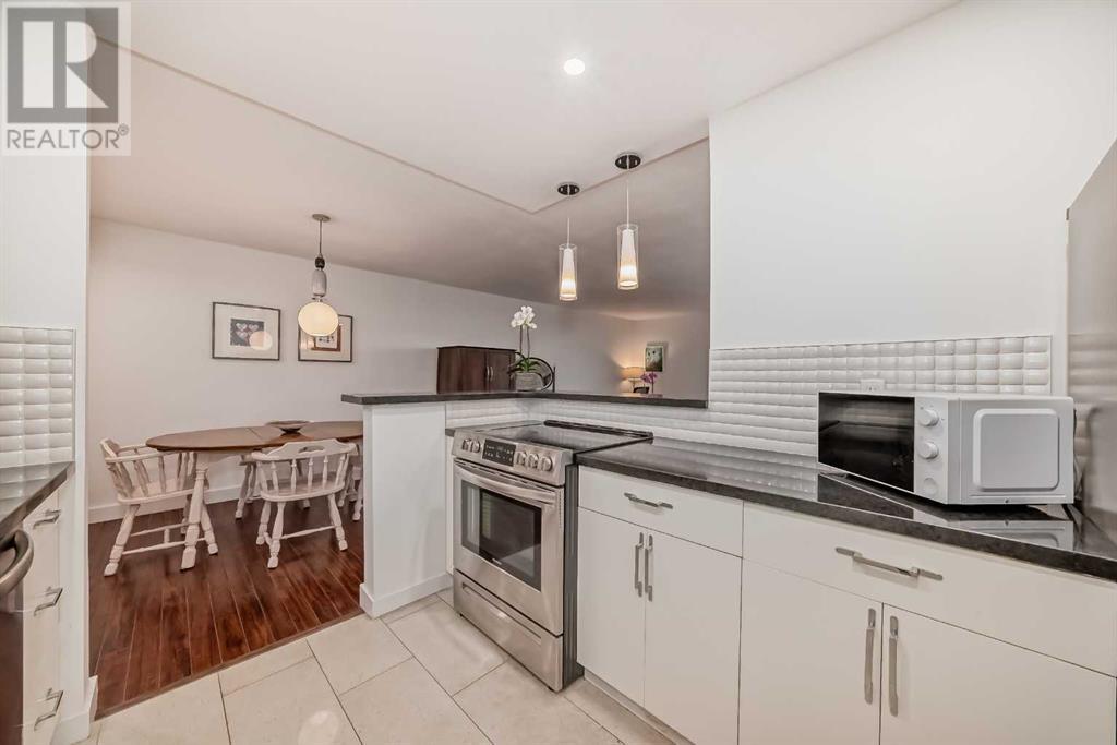 Single Family House for Sale in B   Avenue SW Mission Calgary 