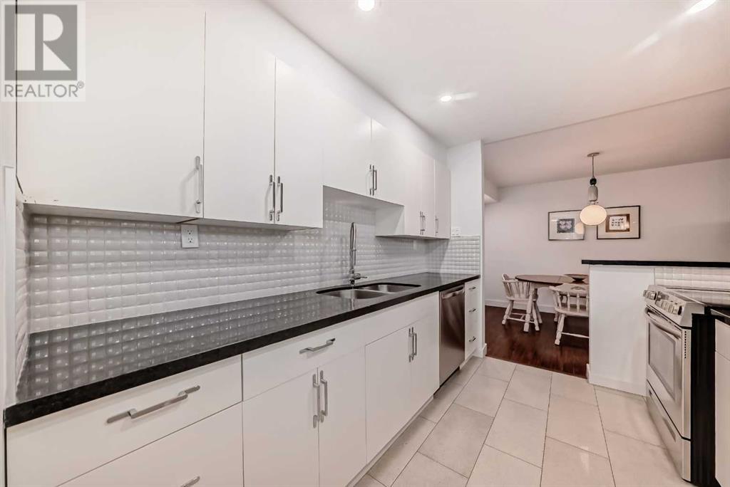 Single Family House for Sale in B   Avenue SW Mission Calgary 