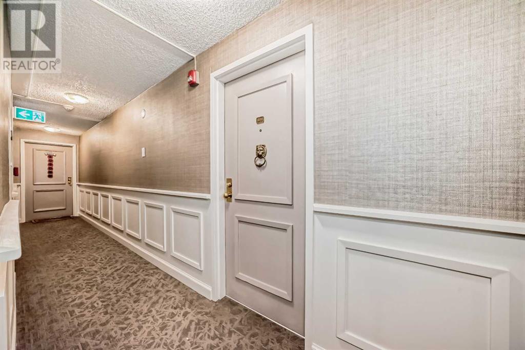 Single Family House for Sale in B   Avenue SW Mission Calgary 