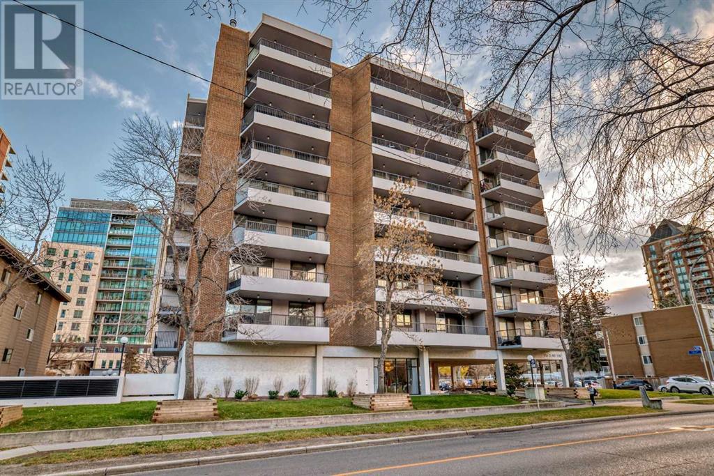 Single Family House for Sale in B   Avenue SW Mission Calgary 
