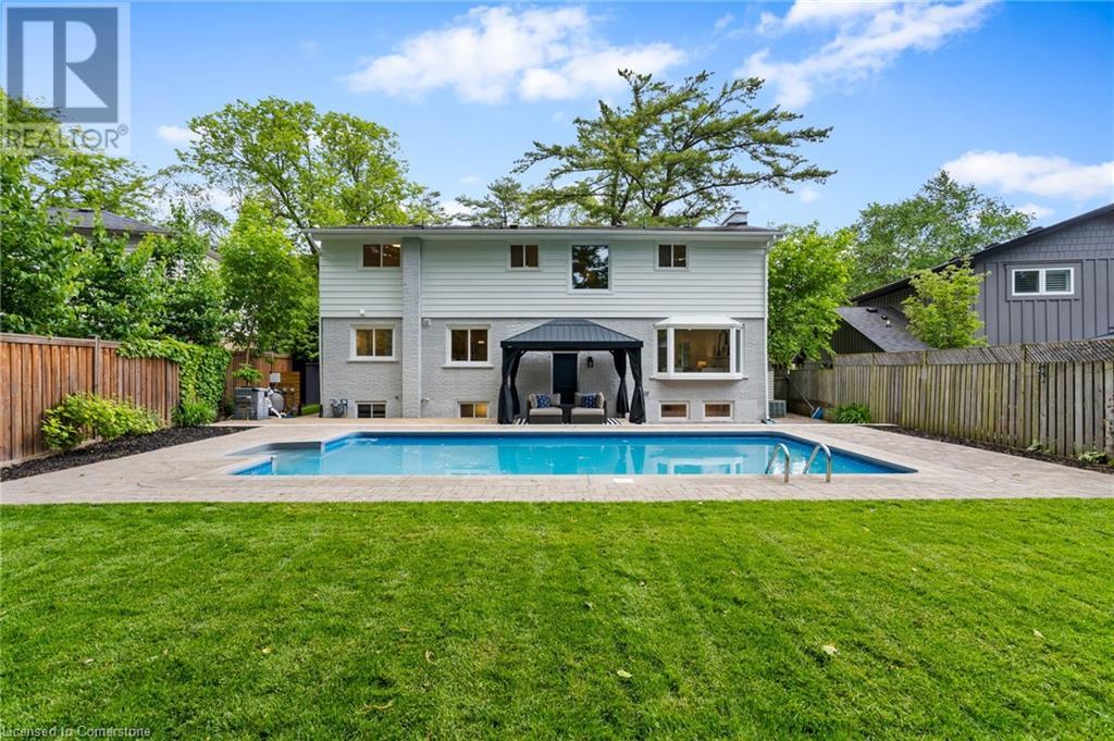 Photo 36 of 250 Linwood Crescent, Burlington ON