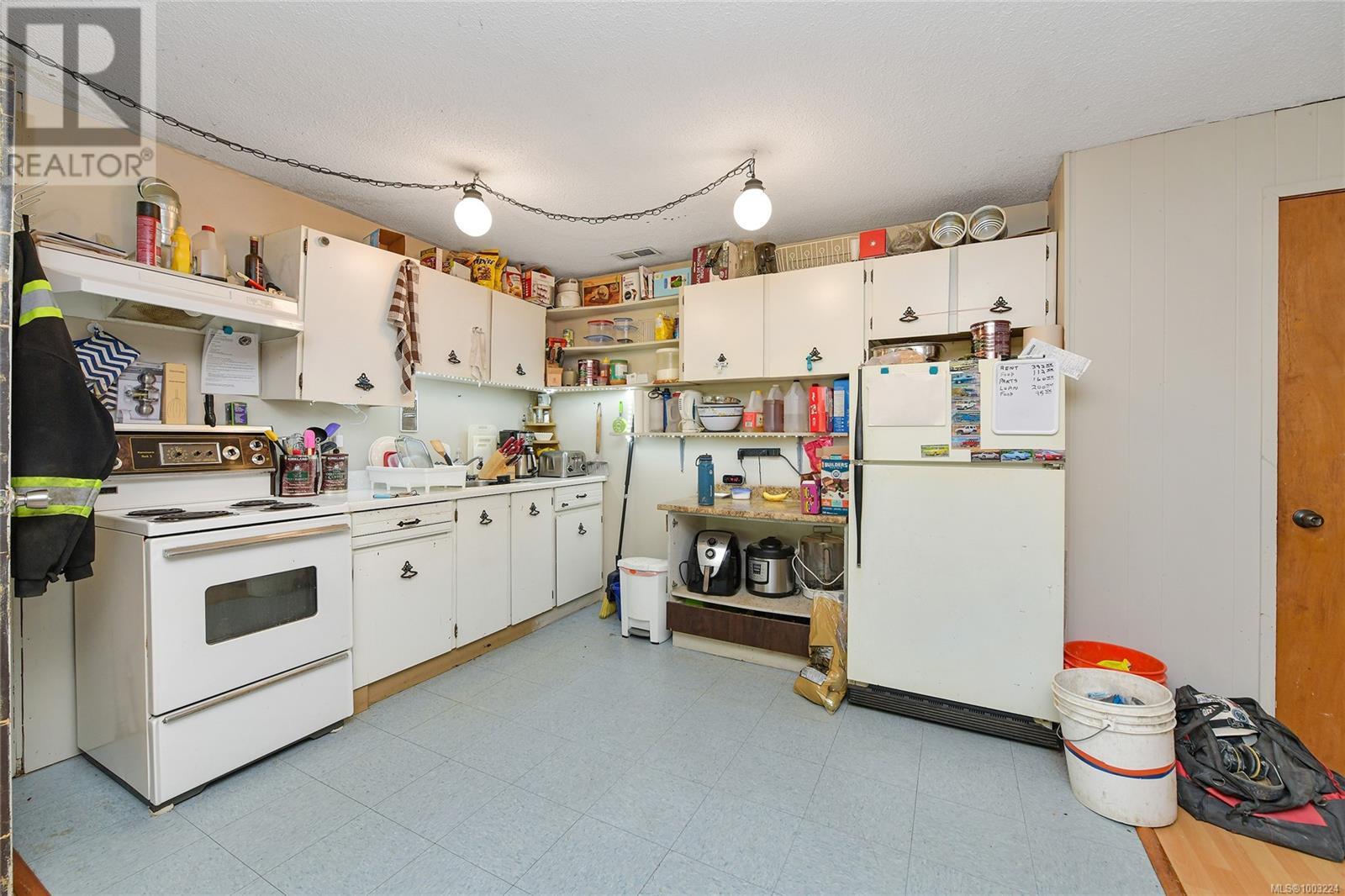  2011 Idlemore Road, Sooke