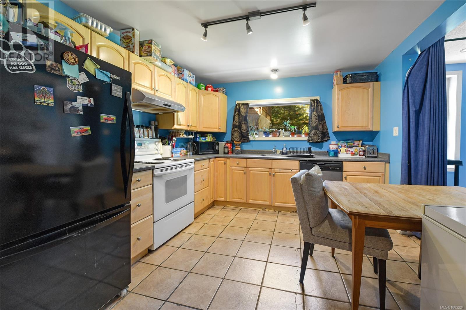  2011 Idlemore Road, Sooke