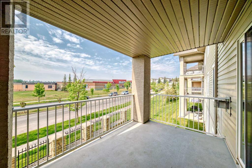 Single Family House for Sale in   Citadel Meadow Point NW Citadel Calgary 