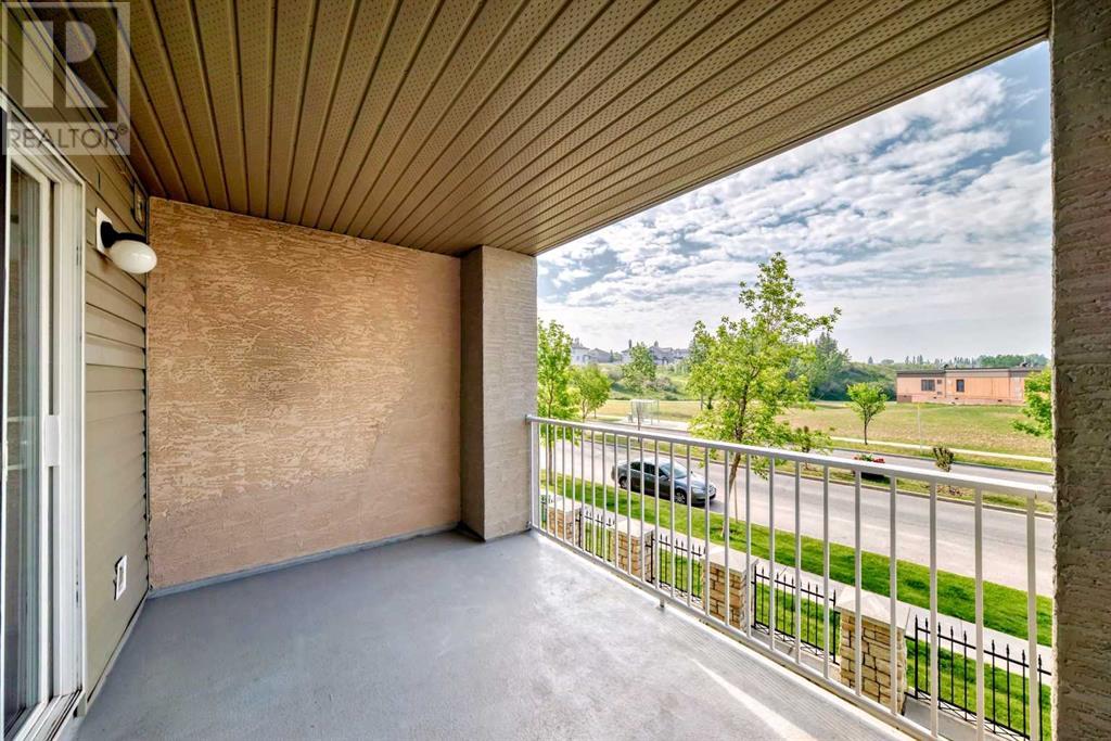 Single Family House for Sale in   Citadel Meadow Point NW Citadel Calgary 